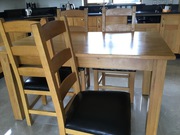 oak table&4 chairs